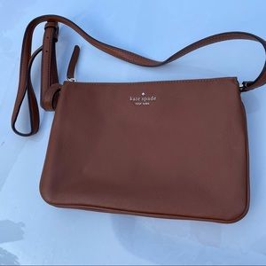 Kate Spade Leather Crossbody (Negotiable)